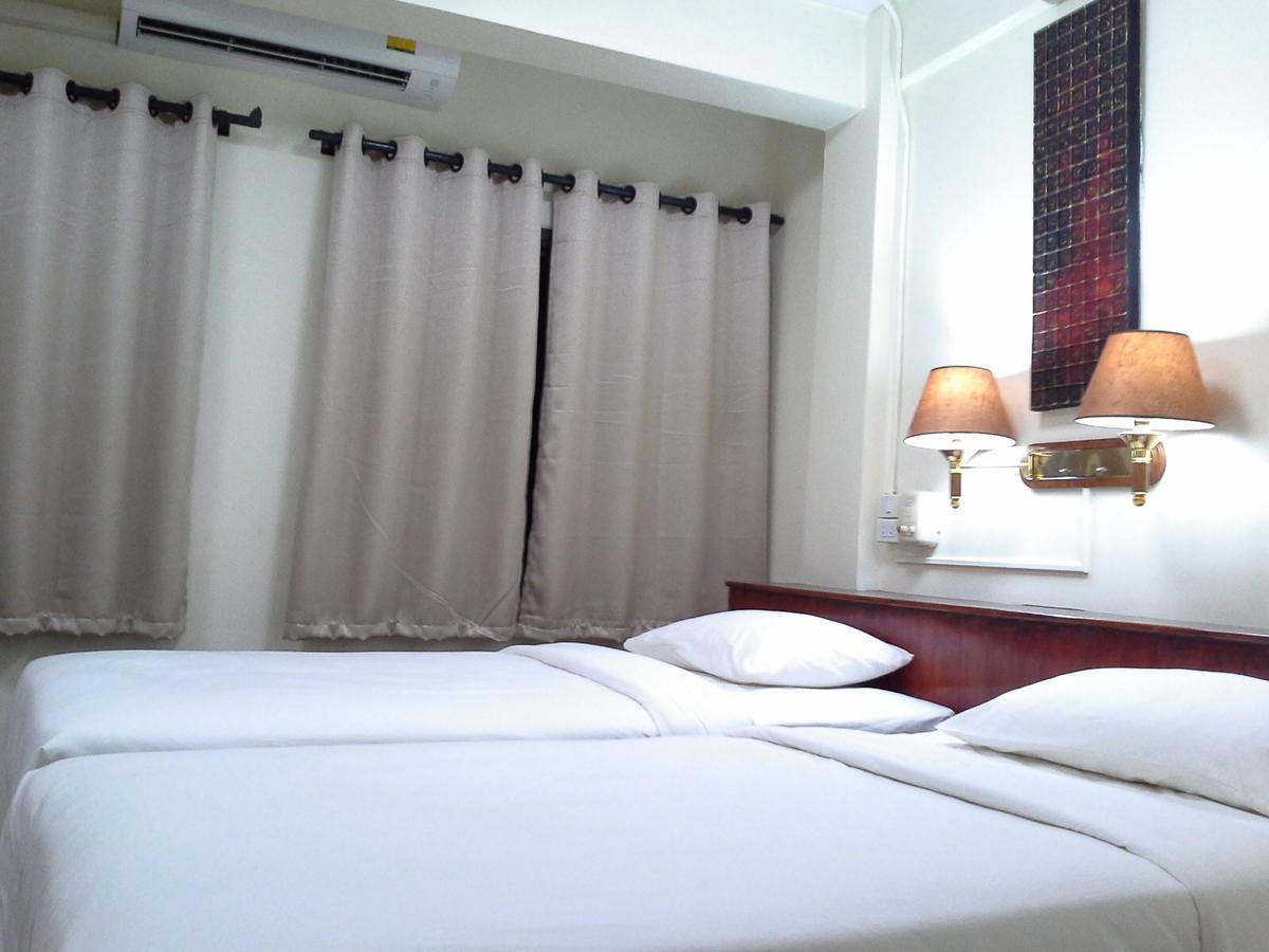 Bc Guesthouse Banglamphu Bangkok Exterior foto